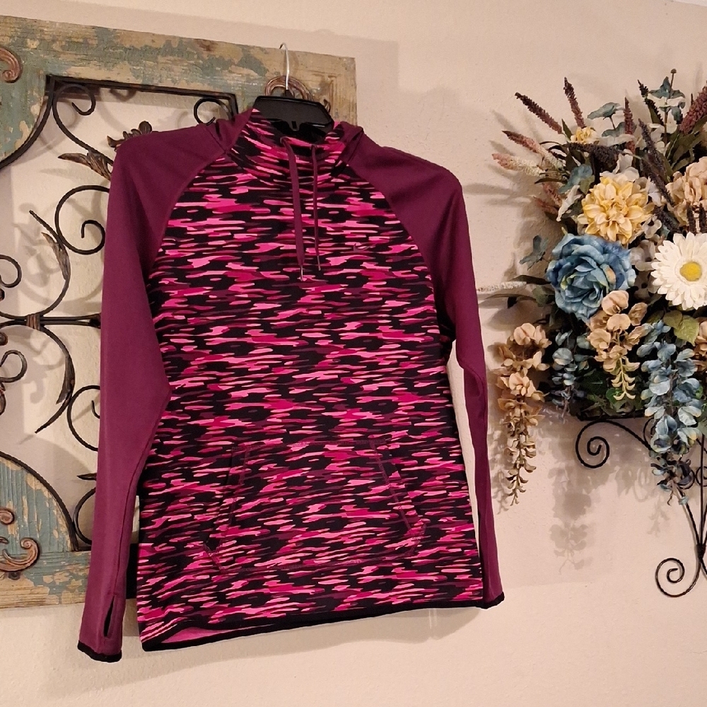 Nike Women's Pink and Purple Sweatshirt. Size  Large